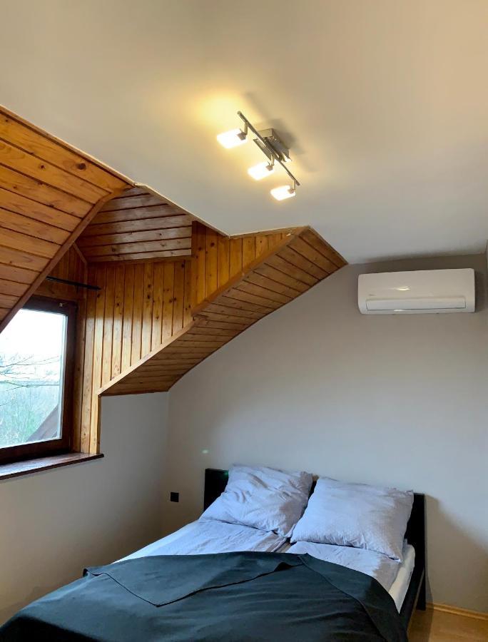 Var-Lak Apartman Eger Exterior photo
