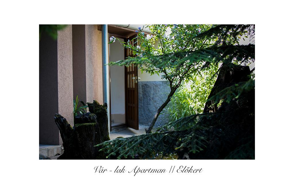 Var-Lak Apartman Eger Exterior photo